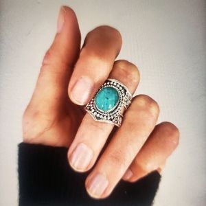 Vintage 925 Sterling Blue Fire Opal Ring